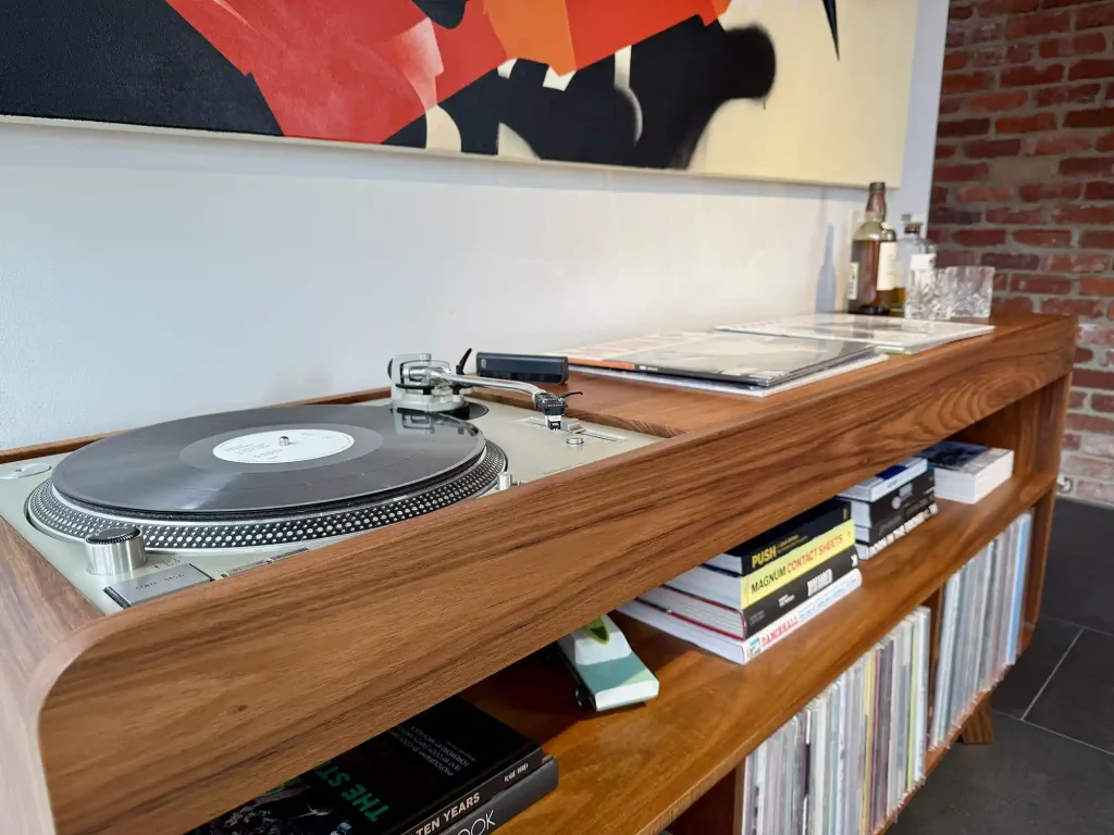 Kithe-furniture-australia-Elysian-blackwood-timber-cabinet-vinyl-records-turntable-melbourne